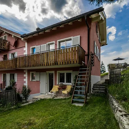 Bellavista Apartment *